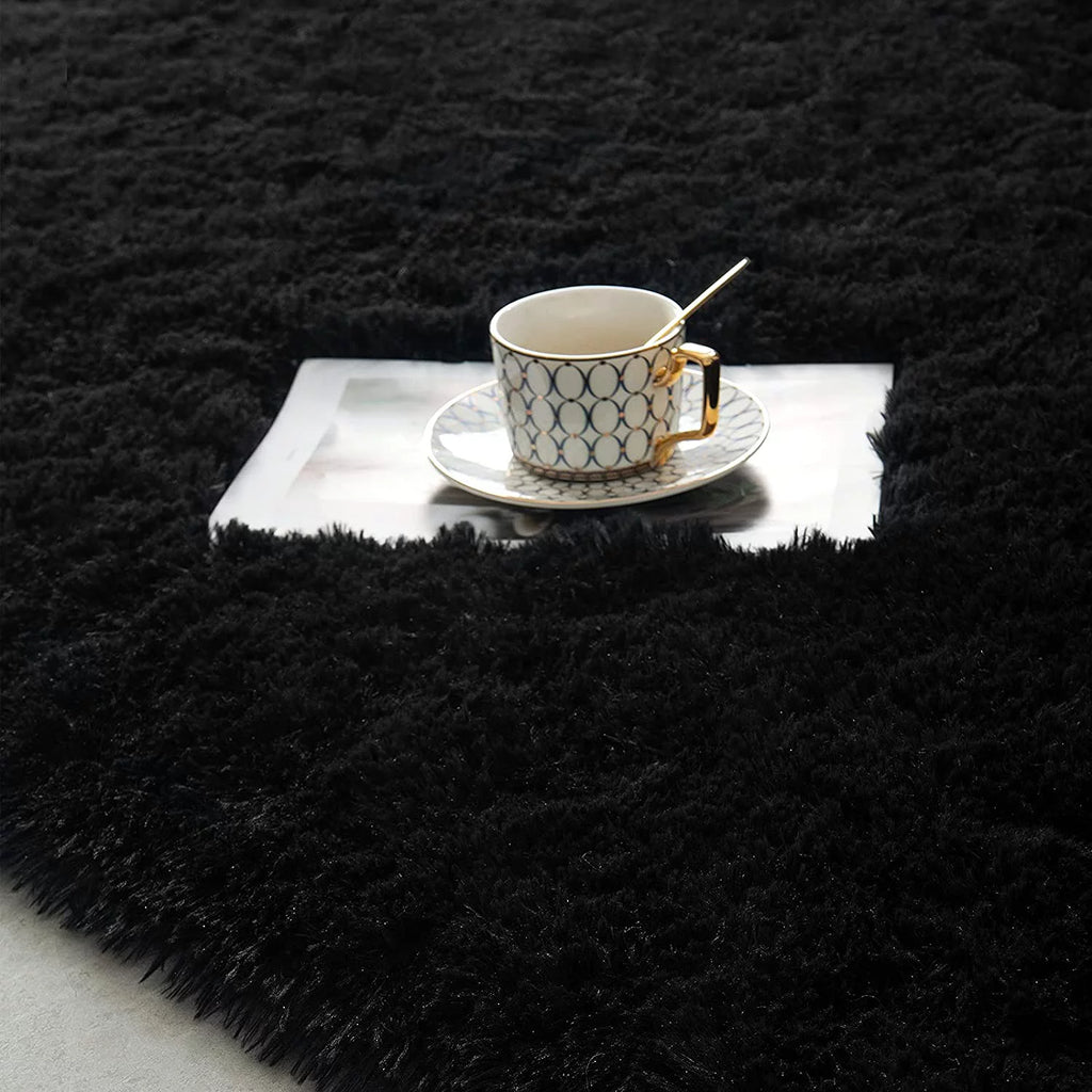 Black Shaggy Area Rug 5.1'x8' Y97137